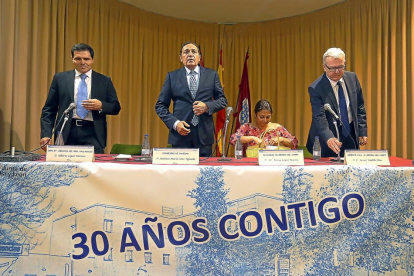 Alberto López, Antonio María Sáez Aguado, Teresa López y Javier Vadillo ayer, durante el acto conmemorativo-ICAL
