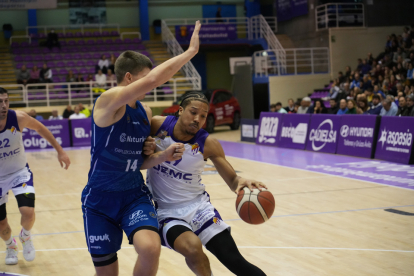 UEMC RV Baloncesto - Gipuzkoa Basket. / LOSTAU