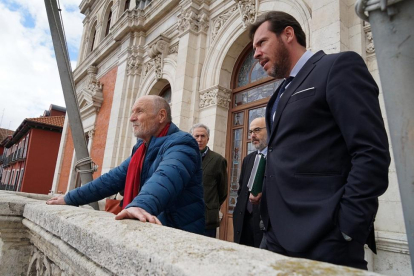 El pintor y escultor Antonio López visita Valladolid junto al alcalde Óscar Puente-ICAL