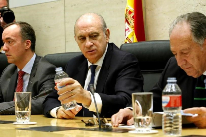 El ministro del Interior, Jorge Fernández Díaz,  presidió  la mesa de valoracion de la amenaza terrorista.-JUAN MANUEL PRATS