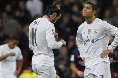 Cristiano Ronaldo y Gareth Bale han protagonizado un nuevo debate.-AGUSTÍN CATALÁN