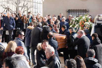 20230211. Iscar. Foto: Joaquín Rivas / Photogenic. Misa funeral por la ciclista Estela Domínguez, hija del también corredor Juan Carlos Domínguez.