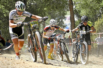 Espectacular imagen que refleja el esfuerzo de los ciclistas durante la prueba del pasado año en Las Contiendas-El Mundo