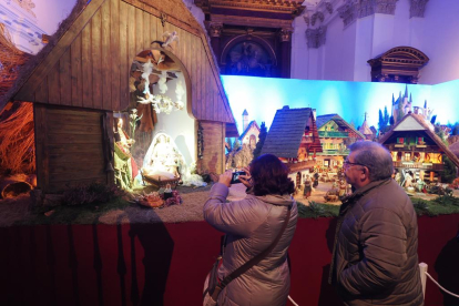 El Belén monumental en la Sala Municipal de Exposiciones de Las Francesas de Valladolid. -PHOTOGENIC.
