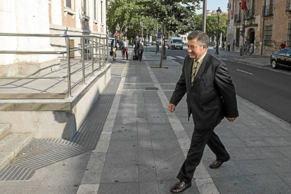 José Manuel Méndez, exalcalde de Arroyo de la Encomienda, entra a la Audiencia Provincial-El Mundo