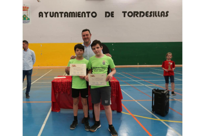 Clausura de la competición de bádminton en Tordesillas. / E. M.