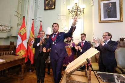 Óscar Puente, elegido alcalde en la constitución del Ayuntamiento de Valladolid-ICAL