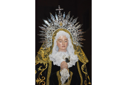 6 de abril - Procesión de Exaltación con el paso 'Nuestra Señora de los Dolores'. -GOOGLE (GOOGLE)