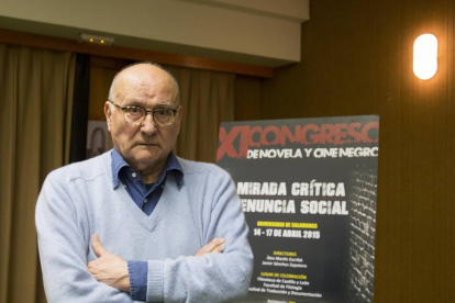 El director de cine Mario Camus, participa en el XI Congreso de Novela y Cine Negro que se celebra en Salamanca, con la conferencia 'La mirada negra de un director'-Ical