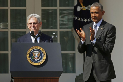 El juez Merrick Garland junto al presidente Barack Obama.-REUTERS / KEVIN LAMARQUE