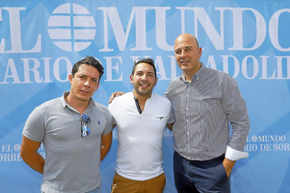 Daniel Alonso (Uno Iluminación), Isaac Marbán (Hermanos Marbán) y Roberto García.