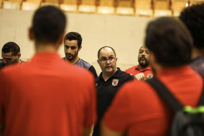 Dani Gordo en un entrenamiento con el equipo del Al-Ahly. / Al-AHLY