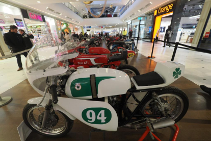 Exposición de motocicletas clásicas en Vallsur. -PHOTOGENIC