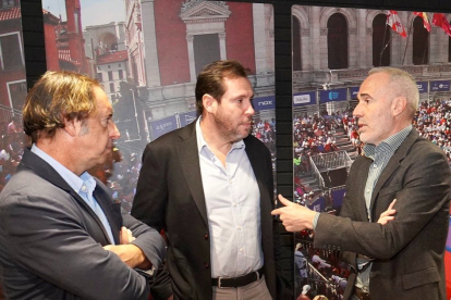 Torres, Puente y Corretja, en la presentación del World Padel Tour en Barcelona.