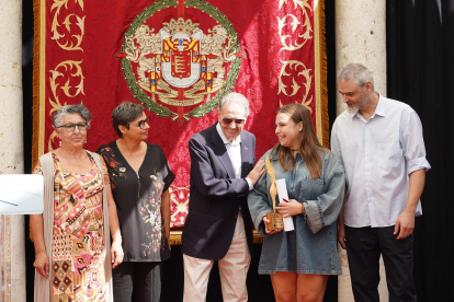 La Nave del Teatro Calderón galardonada en la 34 edición de los Premios Amigos del Teatro Ciudad y Provincia de Valladolid. -ICAL