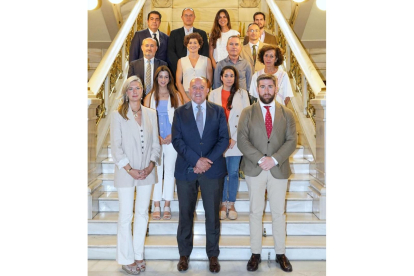 Nuevo equipo de gobierno del Ayuntamiento de Valladolid.-E. M.