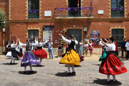Bailes en honor a Santa Marina en Cigales. / E. M.