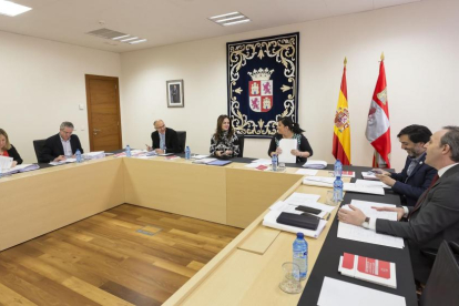 Reunión de la Mesa y la Junta de Portavoces de las Cortes de Castilla y León.-ICAL