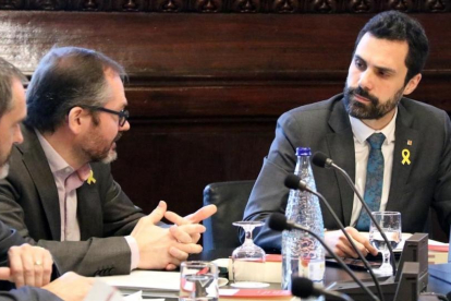 Ferran Torrent, presidente del Parlament, durante la reunión de la Mesa.-/ NURIA JULIÀ (ACN)