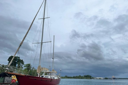 El Pros, el barco que estaba dando la vuelta al mundo hasta que desapareció por el tifón Mawar. E.M.