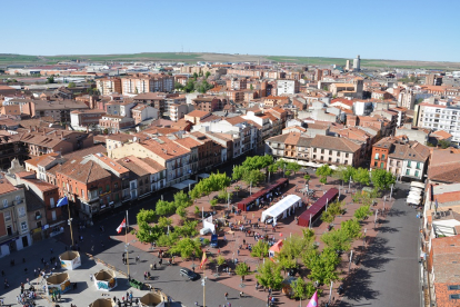 Vista de la Plaza Mayor de Medina del Campo desde la torre de la Colegiata