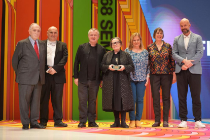 Agznieszka Holland recibe la Espiga de Oro en la gala de inauguración de la 68 Seminci. -PHOTOGENIC