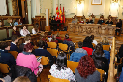 Acto institucional con motivo del Día de la Constitución en el Ayuntamiento de Valladolid. - E.M.