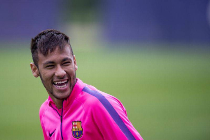 Neymar en el entreno de esta mañana en la Ciutat Esportiva Joan Gamper.-Foto: JORDI COTRINA