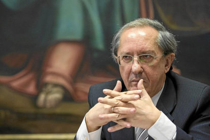Feliciano Trebolle se jubila de la carrera judicial el 8 de julio al cumplir los 70 años.-M. Á. SANTOS