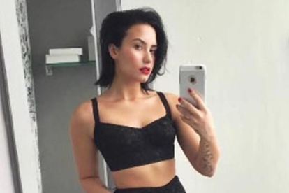 Demi Lovato, en ropa interior en una imagen que ha compartido en Instagram.-INSTAGRAM