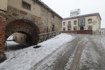 Nieve en Aguilar de Campoo (Palencia).-ICAL