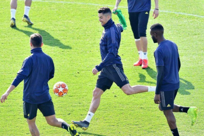 Cristiano Ronaldo, en el centro, durante el último entrenamiento de la Juventus en Turín.-ANSA