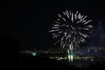 Primer show pirotécnico de las fiestas de Valladolid 2023.- PHOTOGENIC