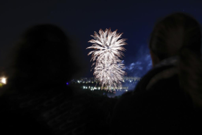 Primer show pirotécnico de las fiestas de Valladolid 2023.- PHOTOGENIC