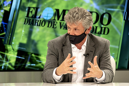 Sarbelio Fernández en el programa ‘La Quinta Esquina’, emitido ayer en La 8 de Valladolid. / PABLO REQUEJO