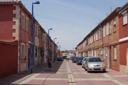 Calle de Pedroches en el barrio España.- J.M. LOSTAU