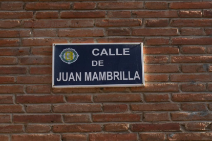 Calle Juan Mambrilla de Valladolid., -J.M. LOSTAU