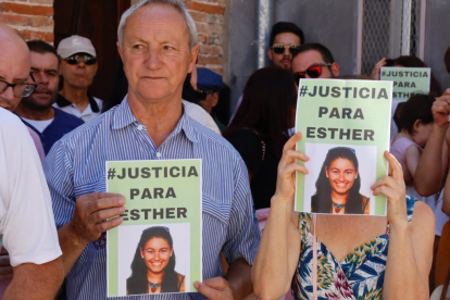 Concentración en Traspinedo para exigir Justicia para Esther López. -PHOTOGENIC