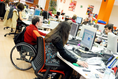 Alumnos con discapacidad de la Universidad de Valladolid acceden a prácticas laborales-E. M.