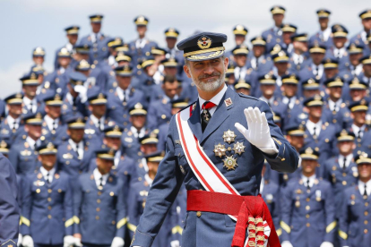 El rey Felipe VI preside la entrega de despachos de sargento a los componentes de la XXVI Promoción de la Academia Básica del Aire de La Virgen del Camino (León)-Carlos S. Campillo / ICAL