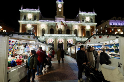 Mercado Artesanal Navideño de Valladolid 2023.- PHOTOGENIC