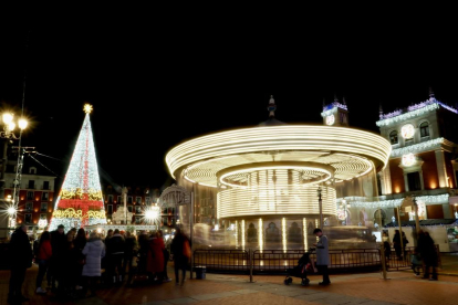 Mercado Artesanal Navideño de Valladolid 2023.- PHOTOGENIC