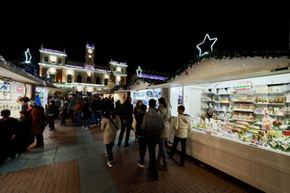 Mercado Artesanal Navideño de Valladolid 2023.- PHOTOGENIC