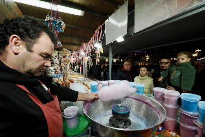 Mercado Artesanal Navideño de Valladolid 2023.- PHOTOGENIC