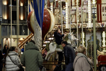 Mercado Artesanal Navideño de Valladolid 2023.- PHOTOGENIC