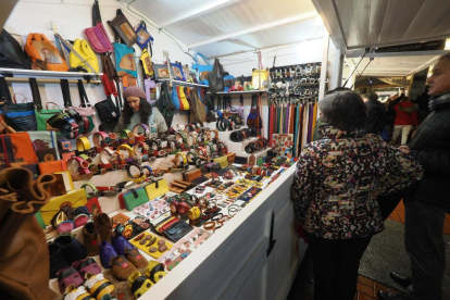 Mercado Artesanal Navideño de Valladolid 2023.- PHOTOGENIC