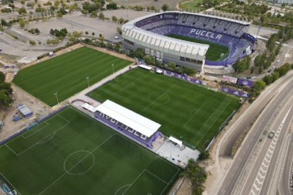 Vista aérea del entorno del Estadio Zorrilla con los campos anexos y la zona de parking. / EL MUNDO