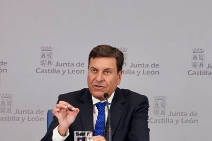 El portavoz de la Junta de Castilla y León, Carlos Fernández Carriedo en una imagen de archivo.- ICAL