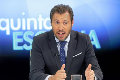 Óscar Puente en el programa de televisión, La Quinta Esquina.-Juan Miguel Lostau