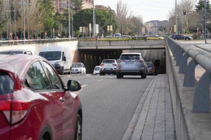Túnel de la avenida de Salamanca abierto al tráfico rodado en sentido norte. -J.M. LOSTAU